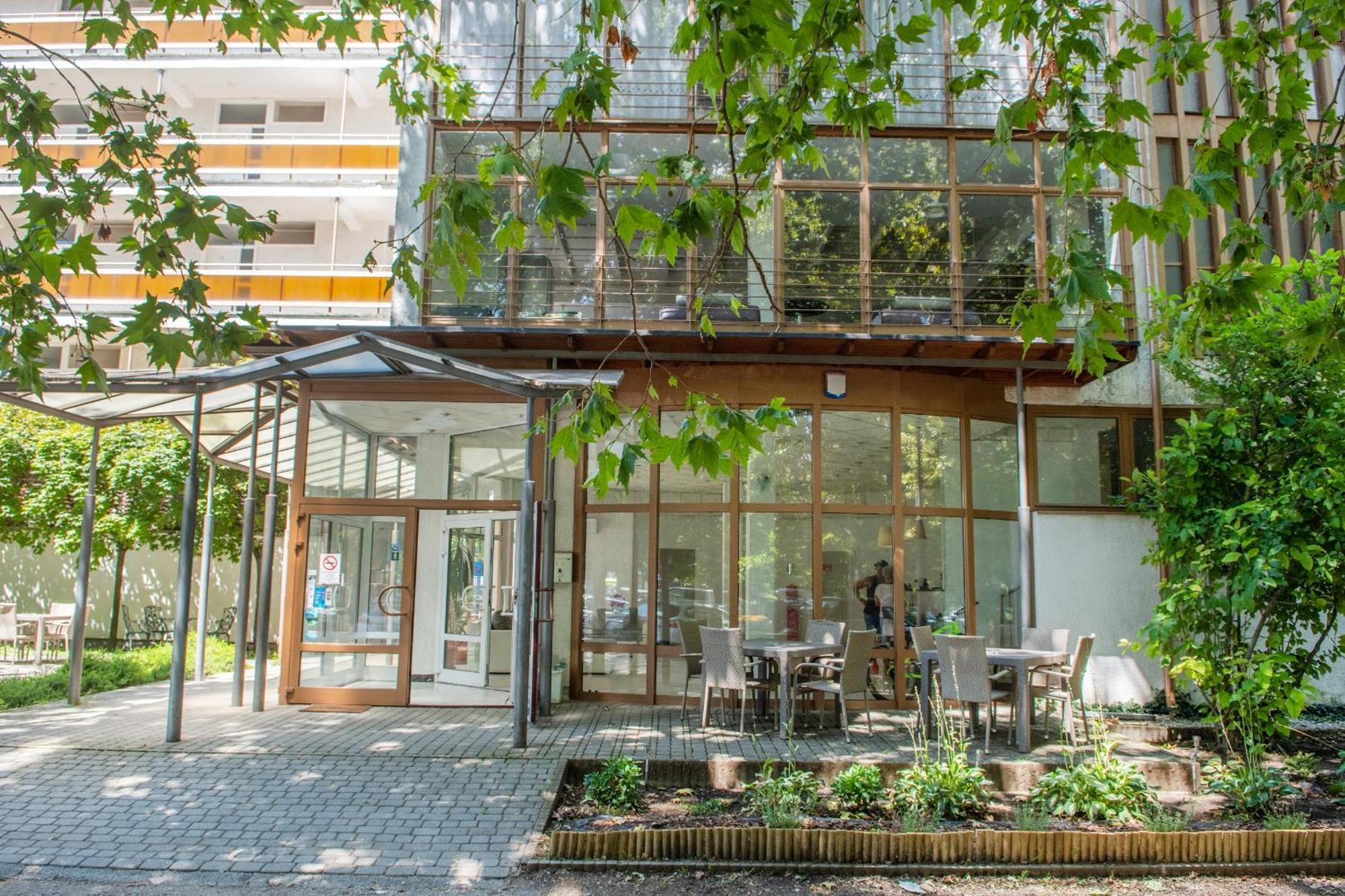 CE Napfény Hotel Siófok Exterior foto