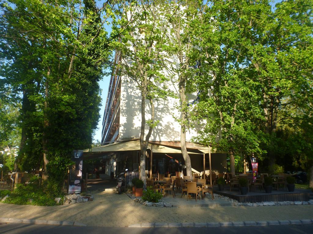 CE Napfény Hotel Siófok Exterior foto